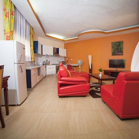 Royal Suites Kampala Zewnętrze zdjęcie